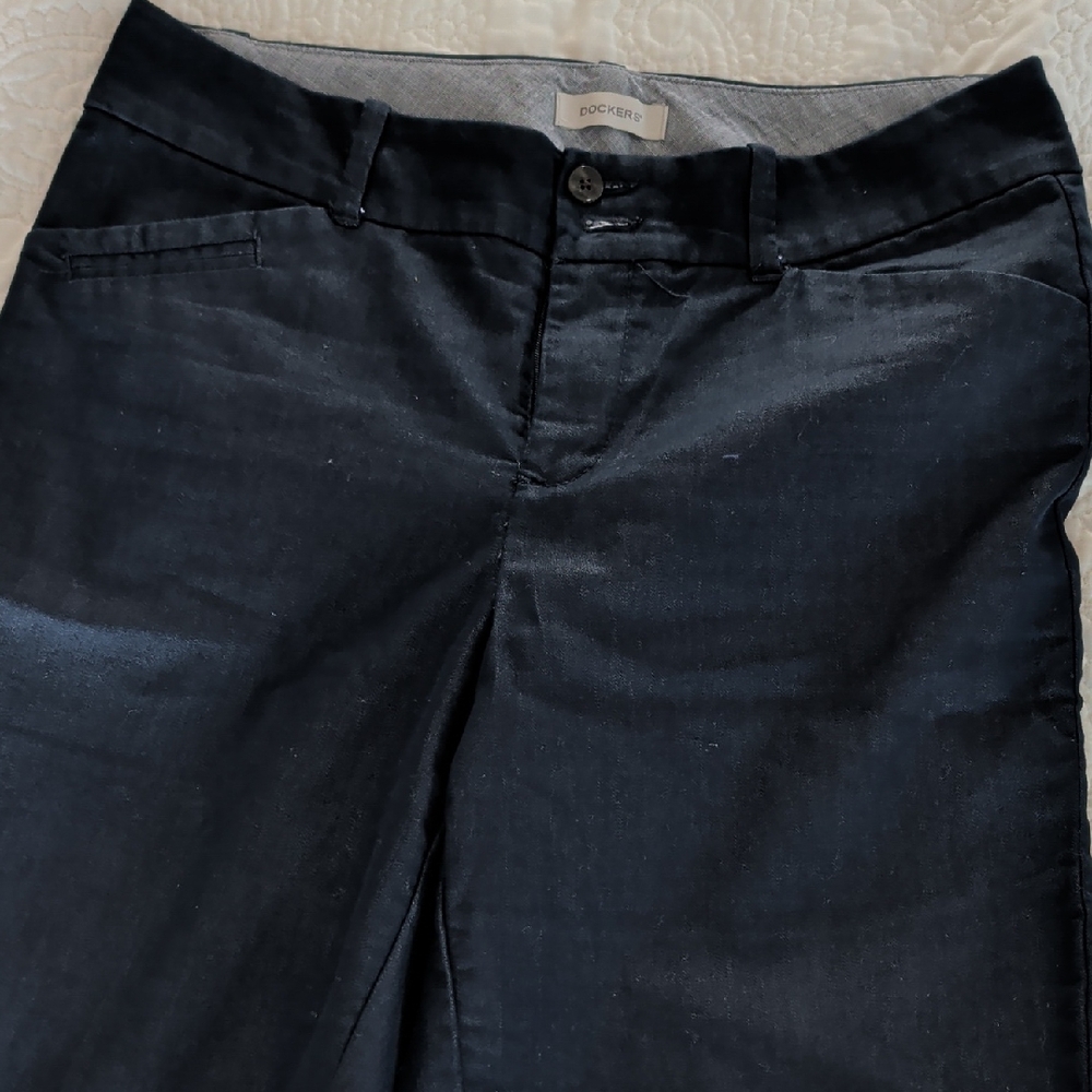 Dockers Women's Navy Bermuda Shorts